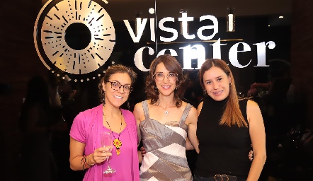  Liliana González, Carmen Soria y Rocío Saldierna.