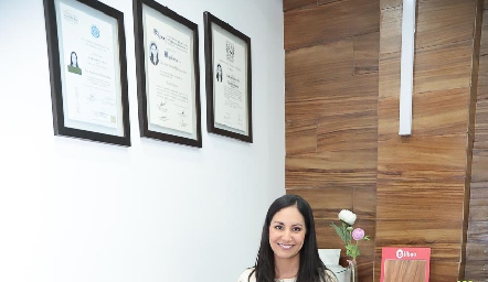  Karina Martínez.