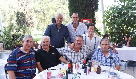 Oscar Esquivel, Daniel Rodríguez, Eduardo Portillo, Armando López, Jorge Portillo, Oscar Esquivel y Alejandro Von Der Meden.