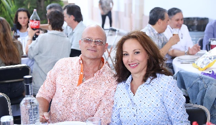 Jorge Romo y Graciela Valadez.