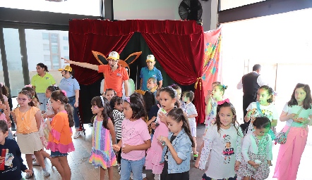  Cumpleaños de Barbarita Rojo.