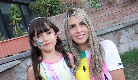  Renata Cordero y Mariana Berrones.