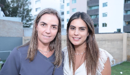  Rocío Muriel y Bárbara Berrones.