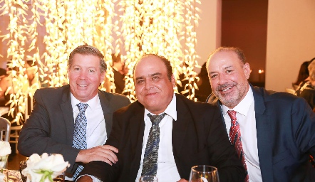  Oscar Mendizábal, Alejandro Carmona y Manolo Martins.