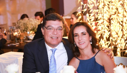  José Antonio Gutiérrez y Alejandra Avila.