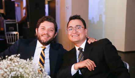  Mauricio Salinas y Mauricio Gómez.