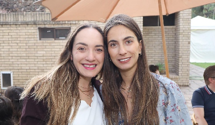  Marcela Elizondo y Lorena Andrés.
