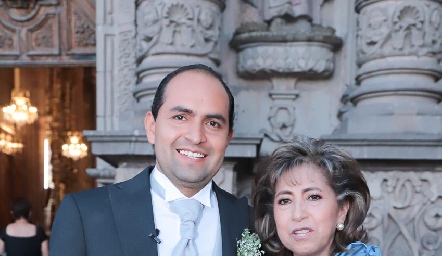  Gerardo Huerta y su mamá Rocío Torres.