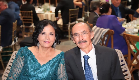  Guadalupe Chávez y Javier Robles.