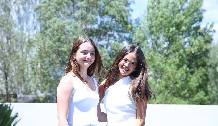  Marina y Sofía.