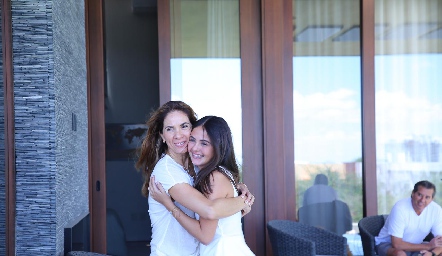  Gabriela Aranda y Sofía González.