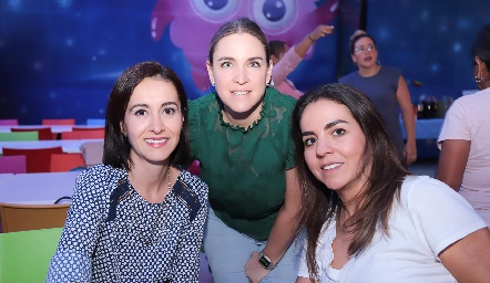  Patricia Díaz, Ana Palau y Fer Castillo.