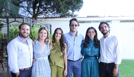  Rodrigo Leos, Ale Puente, Claudia Antunes, Mauricio Dibildox, Victoria Álvarez y Rodrigo Mercado.