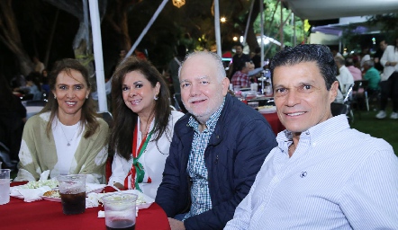  Mercedes Castro, Elia de Padilla, René Padilla y Fernando Cifuentes.