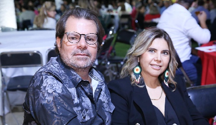  Omar Hernández y Raquel Cantú.