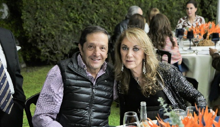  Pablo Sainz y July Abud.