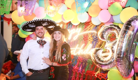  Daniel de la Torre y Alis González.