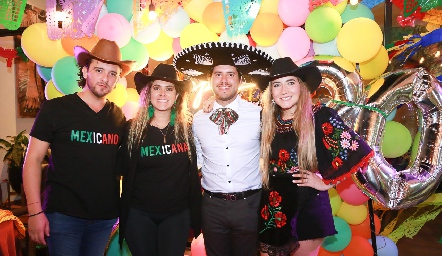  Jaime Silos, Andrea González, Daniel de la Torre y Alis González.