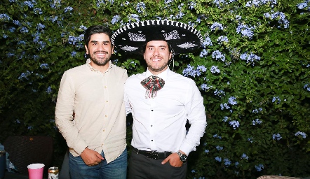  Alfredo y Daniel de la Torre.