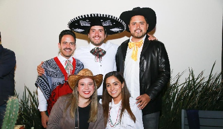  Rafael Velázquez, Daniel de la Torre, Jorge Cabral,  Ari Pérez y Tanya Loredo.
