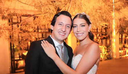  Pepe Armendáriz y Silvia Guel ya son esposos.