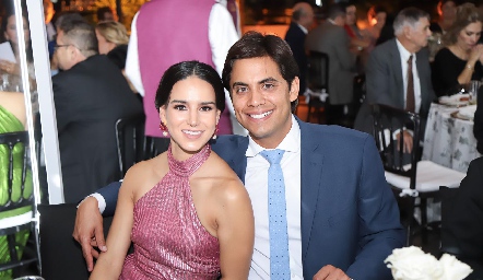  Sandra Villalobos y Mario Martell.