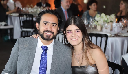  Alejandro Carlos y Ana Paula Flores.