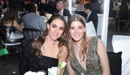  Carla Bello y Jimena Correa.
