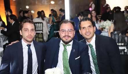  José Eduardo Obregón, Francisco Cadena y Enrique Linares.