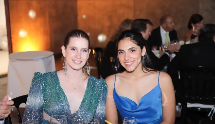 Jacqueline Soto y Montse Canseco.