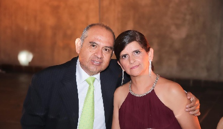  Oscar de Jesús y Araceli Escobedo.