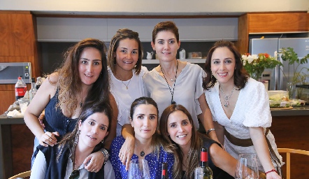  Lorena Ortiz, Chío Subirana, Paulina Vivanco, Sandra Aldrete, Ana Elena Meade, Lourdes Lafuente y Ana Luisa Díaz de León.