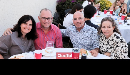  Guillermina Meade, Javier Gocher, Marcelo Meade y Gaby Cubillas.
