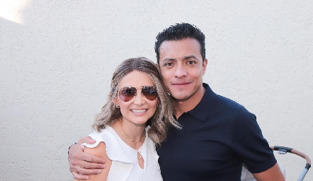  Diana Fuentes y Gustavo Barrales.