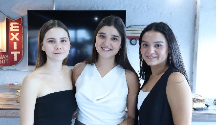  Natalia, Fátima y Marisa.