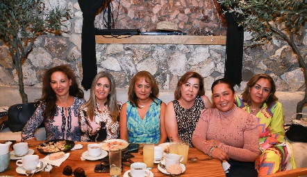  Graciela Valdez, Alma Aguilar, Tere, Yolanda Pérez, Maru Villarreal y Maricarmen Hernandez.