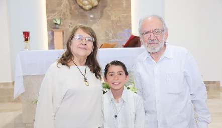  Olga Santillán, Marcos Gallegos y Miguel Ángel Hurtado.