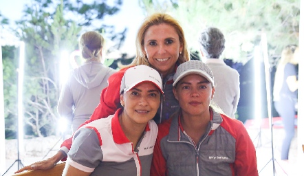  Karina Rodríguez, Karla Ruiz y Silvia Garza.