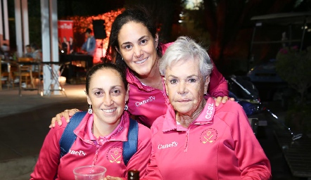  María Acebo, Mariana González y Ana Laura Azcárraga.