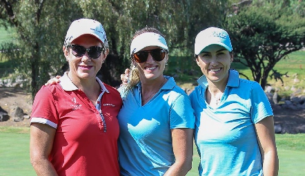  Margarita Padilla, Pamela Grajeda y Diana Salas.