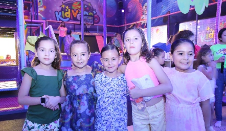  Isa, Mariel, Inés, Roberta y Natalia.