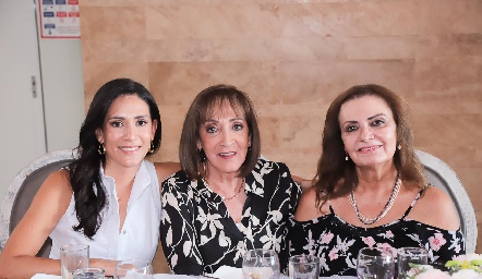  Sofía Torres, Lupita Mier y Laura Salas.