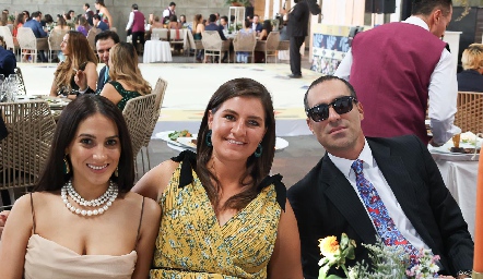  Lucia Álvarez, Guadalupe Quijano y José Carlos Cota.