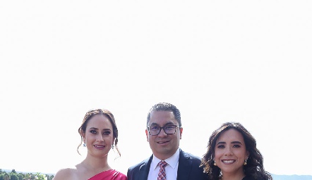  Martha Siller, Humberto Leal y Liz Ramírez.