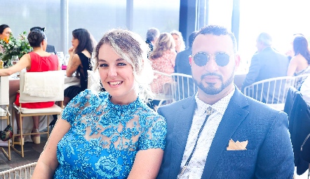  Nina Jankowki y Omar Batoti.