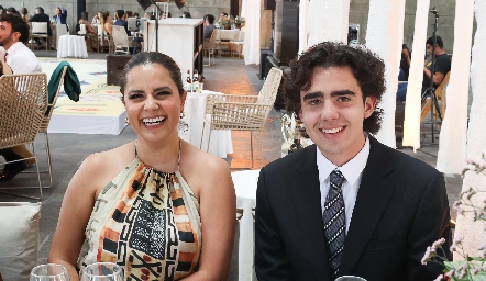  Abril Pruneda y Rodrigo Vales.