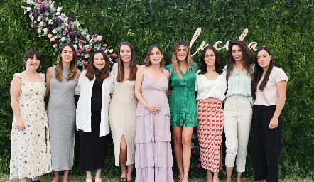  Paula de la Rosa, Catalina Abud, Yusa de la Rosa, Gladis Labarthe, Sofía Villaseñor, Martha de la Rosa, Carmelita Del Valle, Erika y Talia.