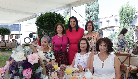  Coco Hernández, Maribel, Maribel Villaseñor, Tere Salas, Mimí y Eva Torres.