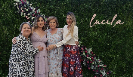  Lupita González, Sofía Villaseñor, Liz Vivanco y Liz Villaseñor.