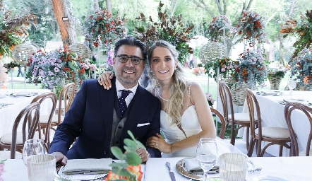  Santiago Garfias y María Clara Aguilar ya son esposos.